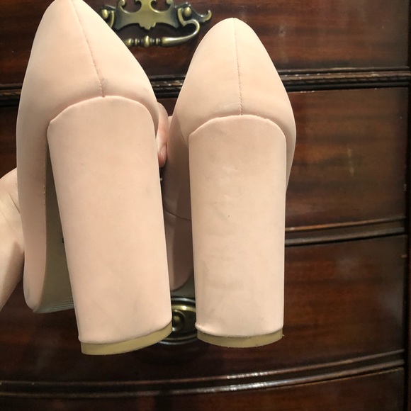 Nude heels - Picture 4 of 4